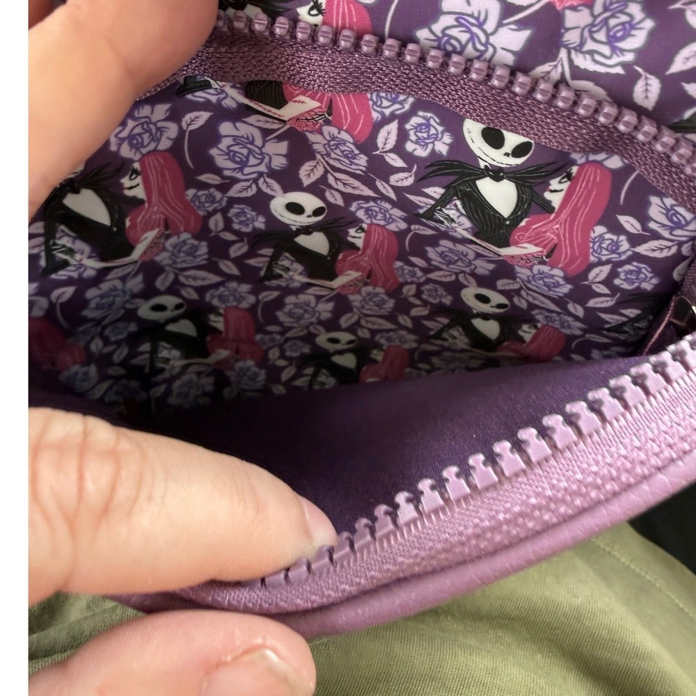 Bioworld Nightmare Before Christmas Jack & Sally Purple Crossbody Bag Disney NWT - Picture 3 of 8